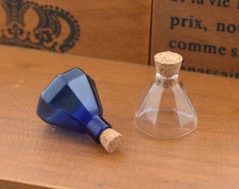 4pieces octagonal cork glass bottle with hooks  , glass vial pendant mini glass vial , jewelry making findings polyhedral bottles