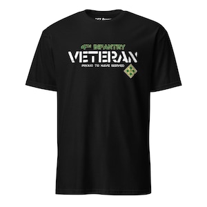 U.S. Army 4th Infantry Veteran Men&#39;s T-Shirt