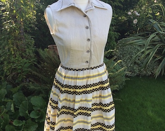 Vintage sleeveless dress
