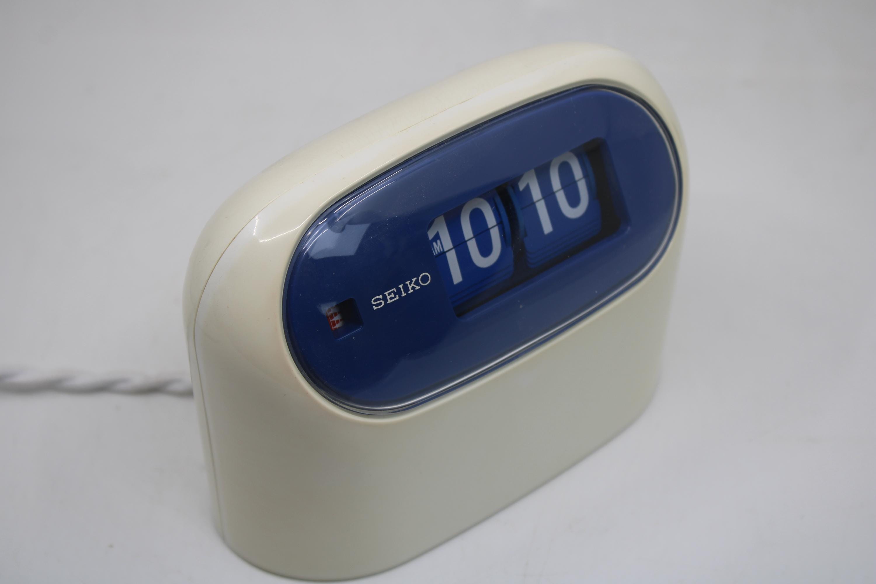 Refurbished, Rare and Bright Blue & White Seiko SD502 Flipclock