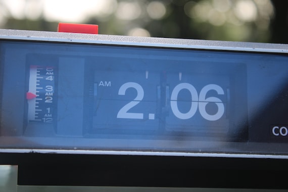 Fully Refurbished, Bright Red Copal SP206 Flip-alarm-clock, Very