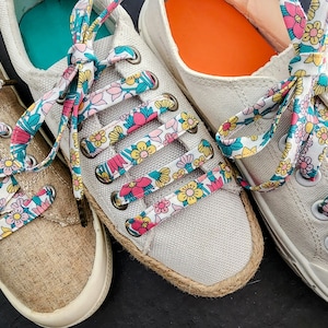 Pink and Yellow Floral Shoelaces