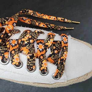 Shoelaces for Halloween Orange And Black Floral