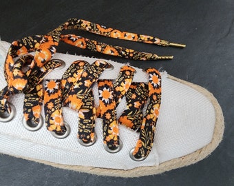 Shoelaces for Halloween Orange And Black Floral