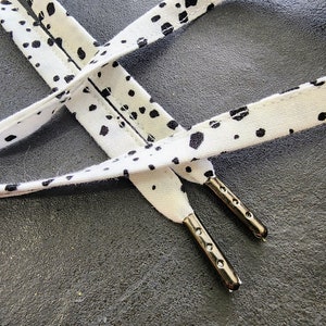 Black and White Dalmatian Spots Flat Cotton Sneaker Shoelaces, 45 Inch image 4