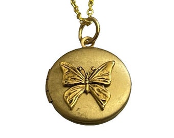 Amazing vintage brass Butterfly Unisex Locket  Pendant  Photo Holder photo locket Best Friend Gift / P91