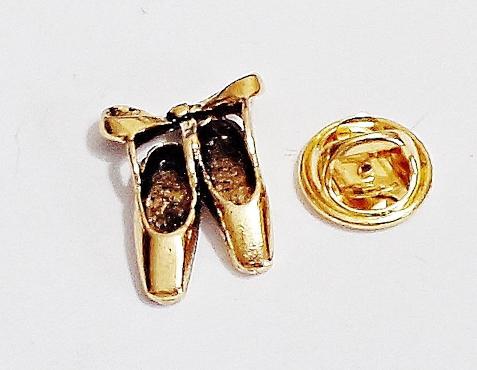 amazing details ballet shoe lapel pin tack pin /e5