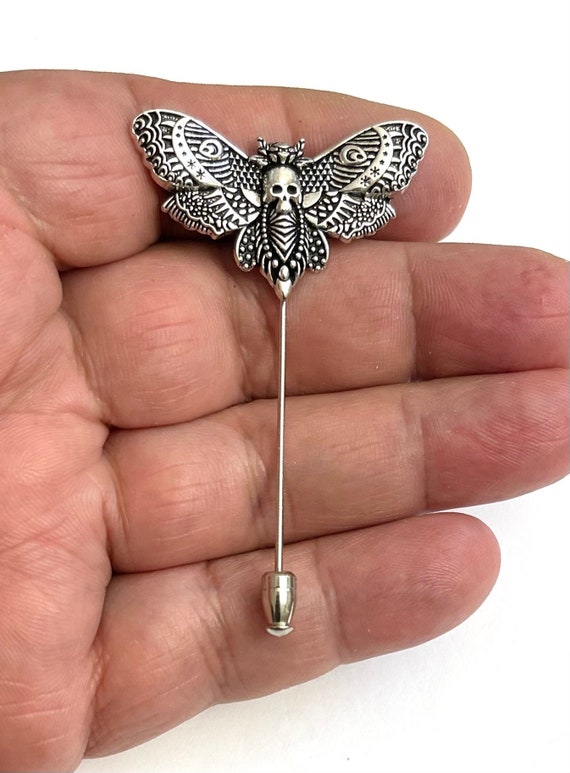 Amazing Deaths Head Moth Stick Pin  / T13 - image 1