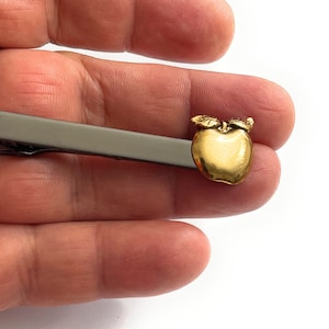Amazing Apple Tie bar Tie CLIP   / P57