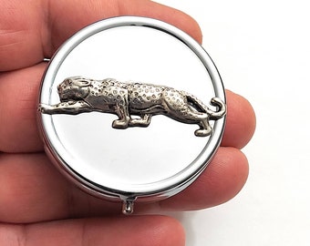 Pilulier Personnalisable - Boîte à Pilules Gravée 'Cheval Ailé' - Réf 35 - Argenté - Neuf