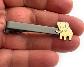 GRAPHICS & MORE Cute Elephant Holding a Heart Shaped Balloon Round Tie Bar Clip Clasp Tack Silver Color Plated 