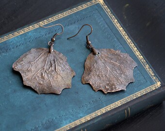 Poplar leaf earrings. Earrings with real leaf. Botanical jewelry. Nature Inspired. Botanical accessory. Copper-plated. Electroforming.