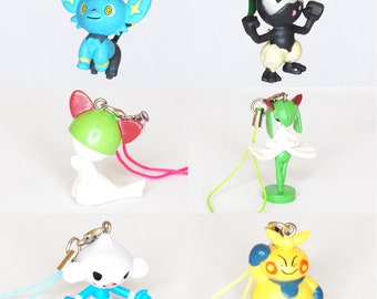 Encanto Pokémon vintage hecho a mano, Ralts Kirlia Makuhita Shinx Nuzleaf Meditite, llavero lanyard Pokemon Accessoire accesorio de teléfono