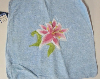 Vintage Valentine Blue Floral Print Face Washer - New Old Stock - 2131-24
