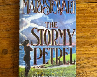 El petrel tormentoso Mary Stewart HC
