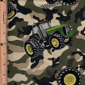 John Deere , Tractor/ Combine  on Camo