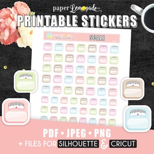 Peut inclure: Feuille d'autocollants imprimable avec 48 icônes de balance de différentes couleurs, dont le rose, le bleu, le vert et le marron. La feuille est intitulée "SCALE" et comprend le texte "PDF.JPEG.PNG + FICHIERS POUR SILHOUETTE & CRICUT".