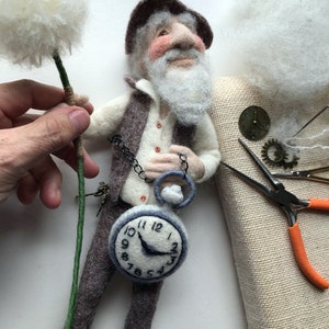 Needle felting tutorial, needle felted doll, father time, needle felting pattern, Woolly Felters, Judy Balchin image 5