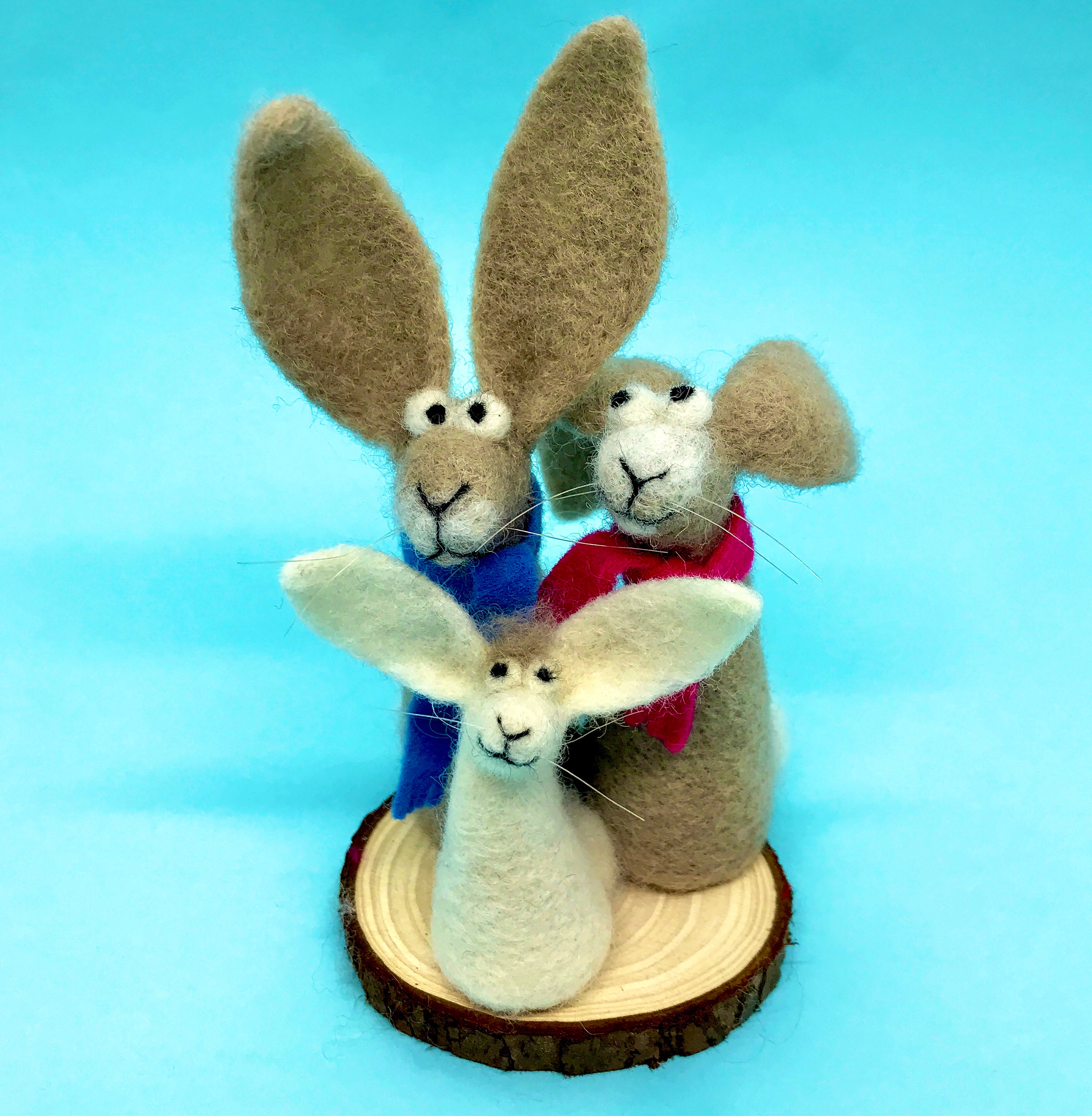Beginners Happy Hares Needle Felting Kit Needle Felted Hare Etsy