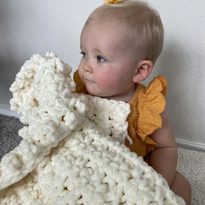 Baby Lovey Blanket Pattern Easy Chunky Baby Blanket Lovey Uses One Skein of Bernat Baby Blanket Yarn image 10