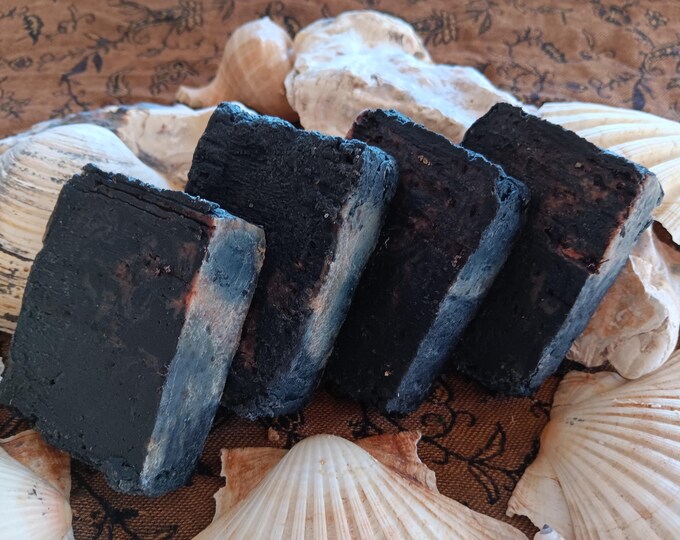 Hemp Oil, Charcoal, Juniper Soap
