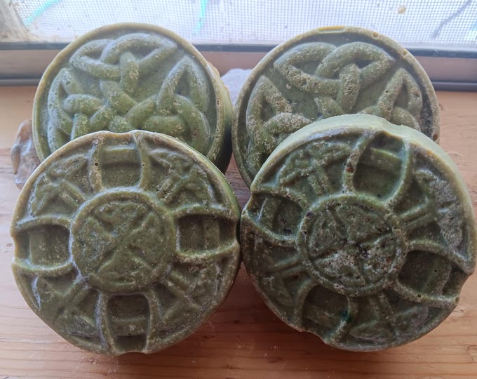 Hemp Oil, Irish Moss & Hops Soap