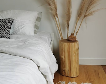 Natural log bedside table