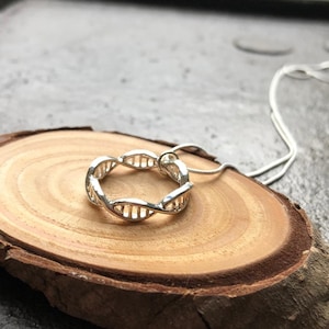 DNA ring Necklace // Infinity // Science Jewellery // Genetics