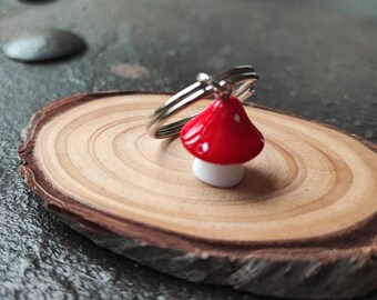 Red Toadstool Keyring with white spots