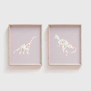 Decoración de dinosaurios para habitación infantil, arte mural para dormitorio de niña, decoración para habitación infantil. Juego de láminas de dinosaurios para habitación de niña en tonos malva, lavanda y morado milenario.