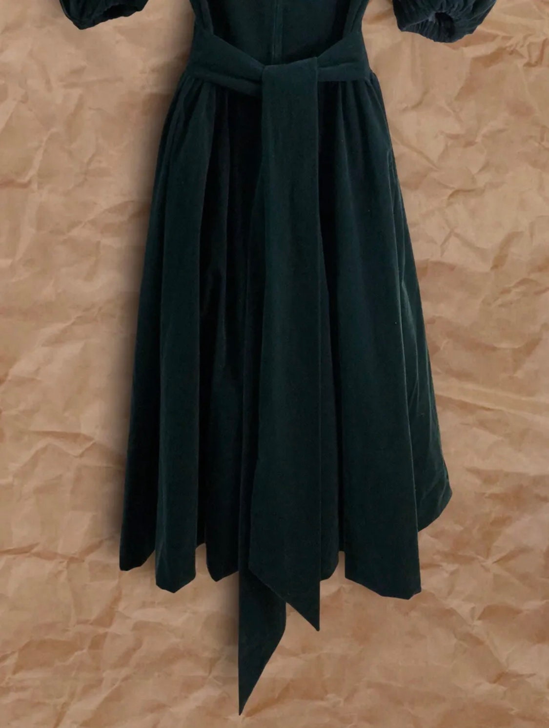 Vintage Handmade Dark Green Suede White Lace Neck Puff Sleeve Ball Gown 80s  Evening Formal Dress Royal Prom Black Tie Red Carpet Costume - Etsy New  Zealand