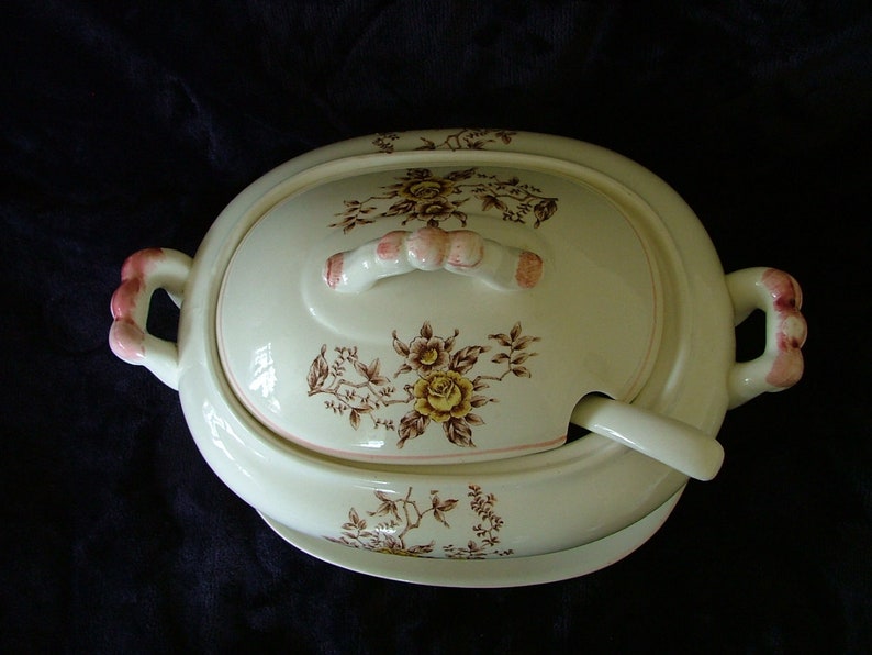 Large Soup Tureen, Dish With Lid, Underplate and Ladle, Yellow Roses