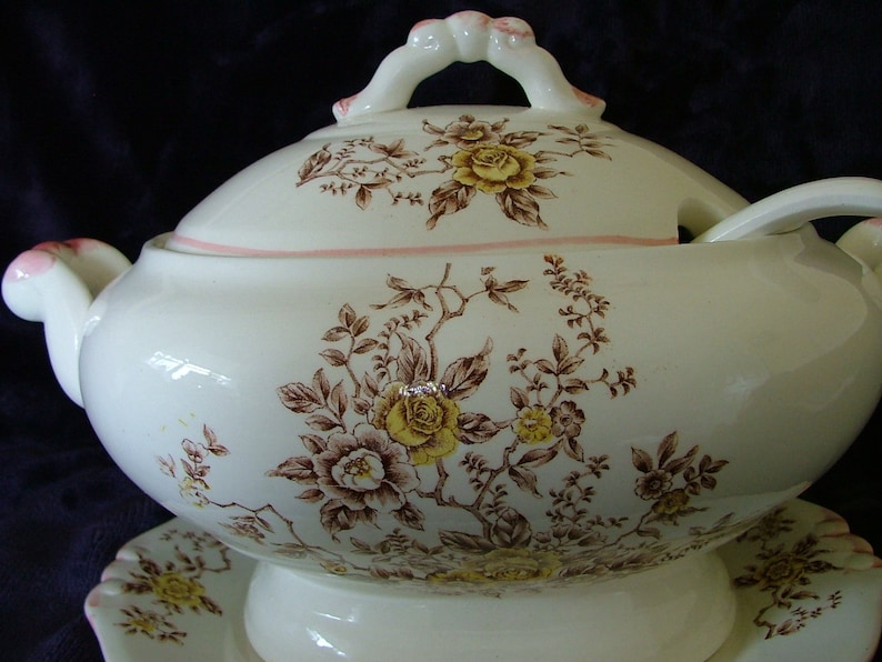 Large Soup Tureen, Dish With Lid, Underplate and Ladle, Yellow Roses
