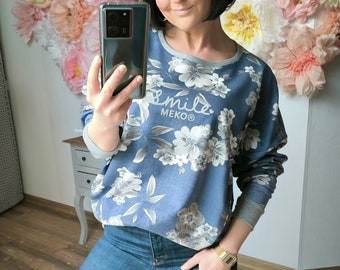 MEKO® "Freysein" oversize sweater women, denim look in vintage blue with gray flowers, loose fit long-sleeved sweater, sweatshirt from meko Store