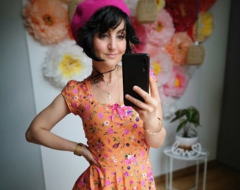 MEKO® "Swingy" Kleid Damen, kurzärmliges Kleid mit Blumen, Orange, Sommerkleid von meko Store, handgefertigt