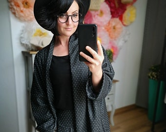 MEKO® "Sowhoo" edler Cardigan Damen, Kurzmantel in Schwarz Melange mit Tupfen, Kimono von meko Store, handgefertigt