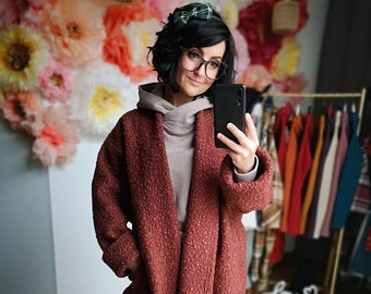 MEKO® "Largy" exklusiver Oversize Mantel für Damen aus Bouclé, uni Hagebutte, langer Wintermantel von meko Store