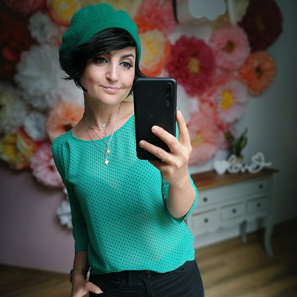 MEKO® "Blusy" Bluse für Damen in Grün mit Punkten, Damenbluse von meko Store, handgefertigt