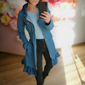 Gr. S MEKO® "Rüsommy" Parka Damen, Jeansmantel mit Rüschen, Blau, Jeans-Mantel mit Kapuze, Jacke von meko Store, handgefertigt