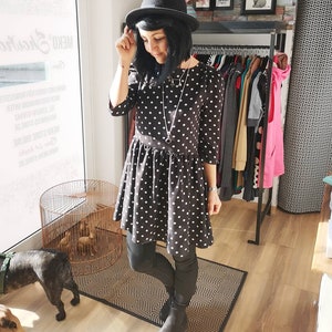 MEKO® Gypsy Kleid Damen, Schwarz mit Punkten, Boho Rockabilly Minikleid, Freizeitkleid, Kleider von meko Store Bild 3