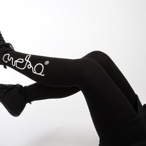 MEKO® Leggings, Leggings für Damen, Leggins in Schwarz mit Print, Stoffhose von meko Store, handgefertigt image 1