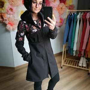 MEKO® Wurfn Mantel Damen, Softshell Mantel mit Kapuze in Schwarz und Braun, Kapuzenjacke von meko Store, handgefertigt Bild 2