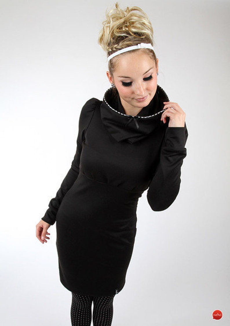 MEKO® Ebby Kleid Damen, Schwarz, langarm Kleid mit Kapuze, enges Minikleid, Kleider von meko Store Bild 1