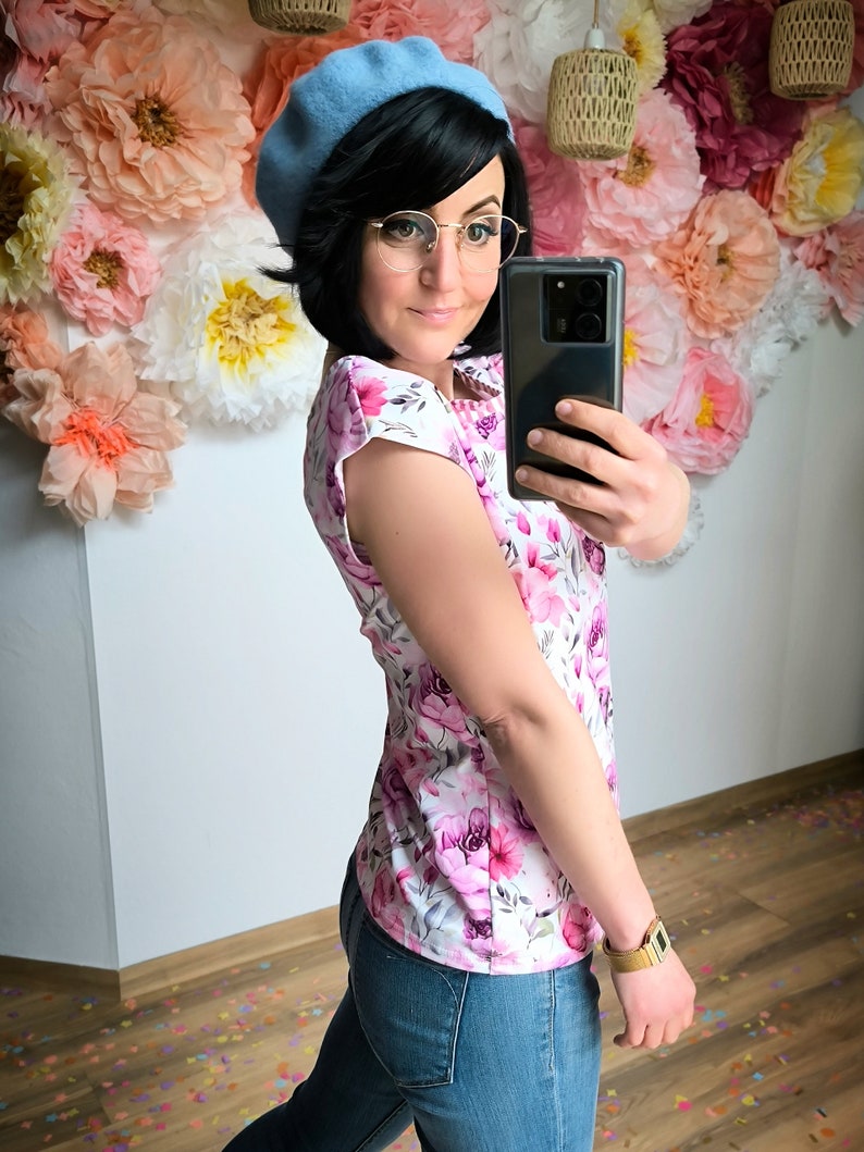 MEKO® Lot T-Shirt Damen, Top mit U-Boot Ausschnitt, Weiß und rosa mit floralen Motiven, Shirt von meko Store, handgefertigt Bild 7