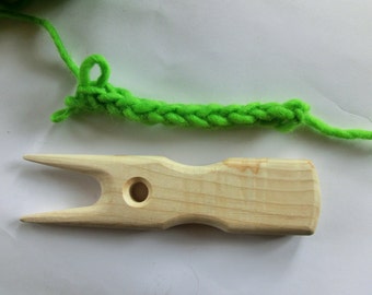 Knitting fork with instructions