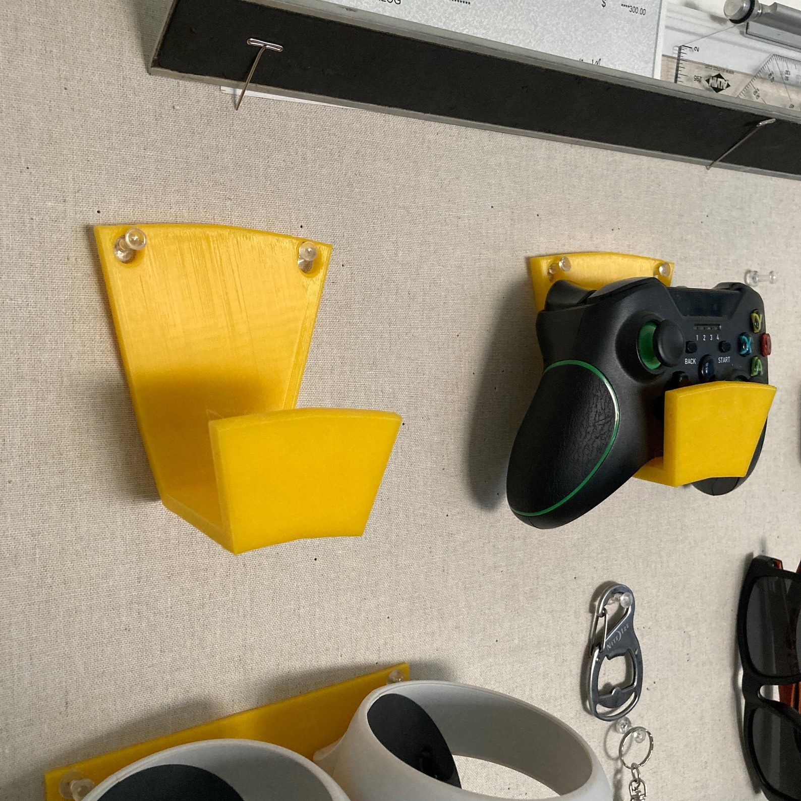 CONTROLLER HOLDER Video Game Controller Stand Display and Etsy