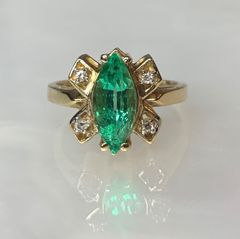 Emerald Butterfly Ring, Marquise Emerald Ring, Marquise Engagement Ring, Vintage Emerald Ring, Emerald Diamond Ring, Emerald Rings for Women image 3