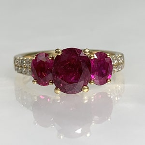 Ruby Engagement Ring, Ruby Ring for Women, Gemstone Engagement Ring, Ruby Diamond Ring, Three stone diamond ring, One of a Kind Ring