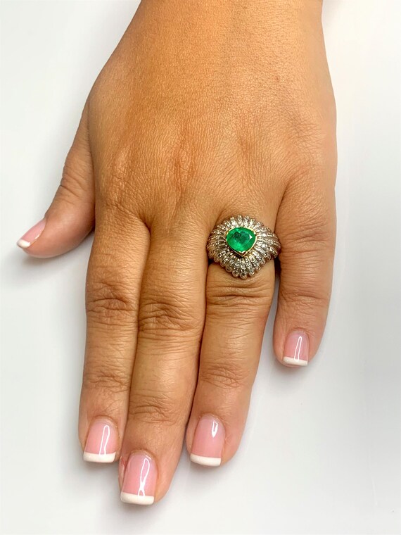 Vintage Pear Emerald Diamond Ring: 18k Gold Starb… - image 7