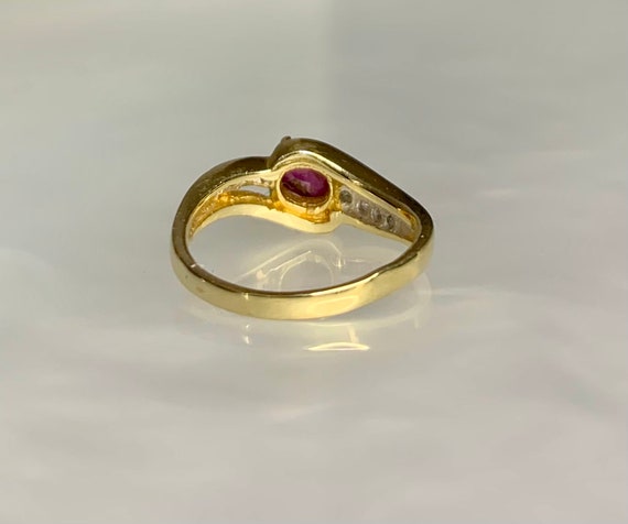 Vintage Oval Ruby Ring: 14k Yellow Gold, Diamond … - image 4